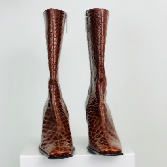 SOLD Vintage Maraolo Alligator Skin Boots - Picture 5 of 12